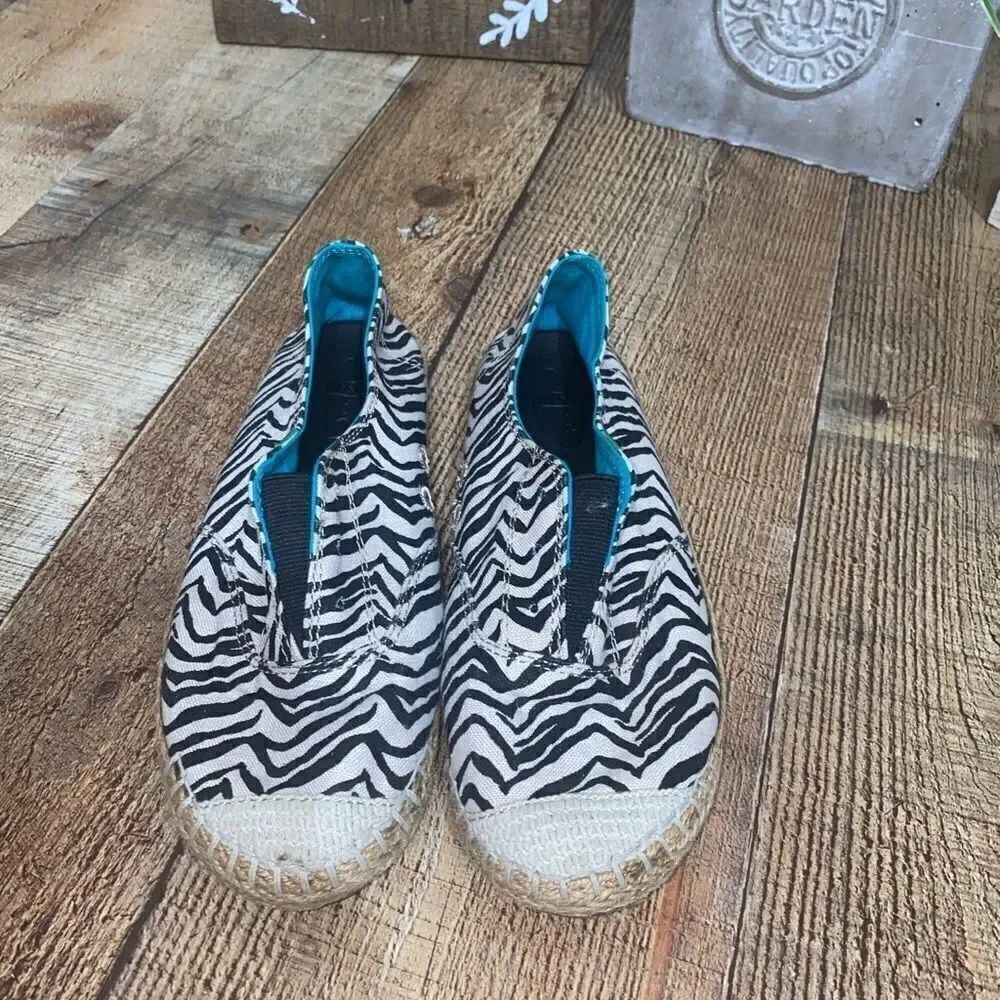 💜 Sanuk Slip On Sneaker Runaround Espadrille Women’s 7